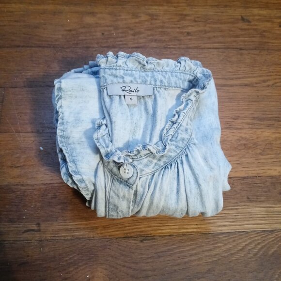 RAILS ruthie button down shirt in light acid wash (S) - Picture 15 of 15
